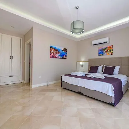 Exclusive With Private Pool, 1002 Φετιγιέ