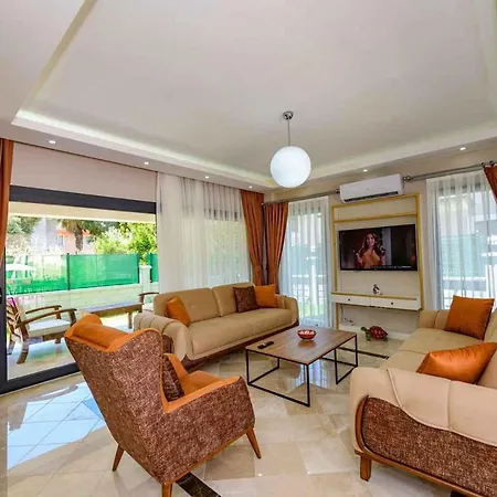 Villa Exclusive With Private Pool, 1002