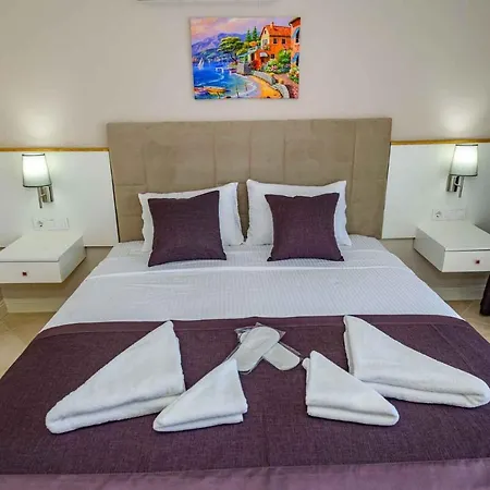 Exclusive With Private Pool, 1002 Fethiye