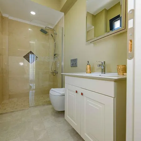 Exclusive With Private Pool, 1002 Villa *