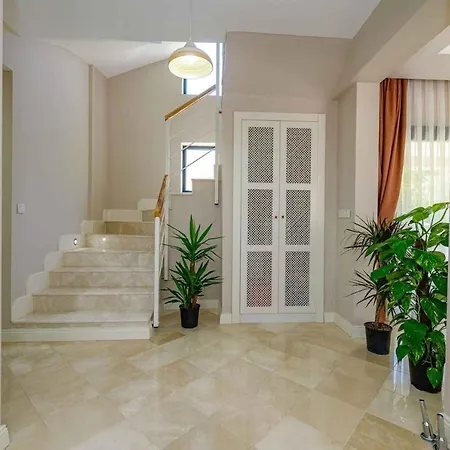 Exclusive With Private Pool, 1002 Villa